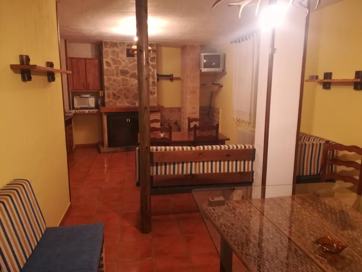Buenache de la Sierra Fuente Del Gamellonゲストハウス エクステリア 写真