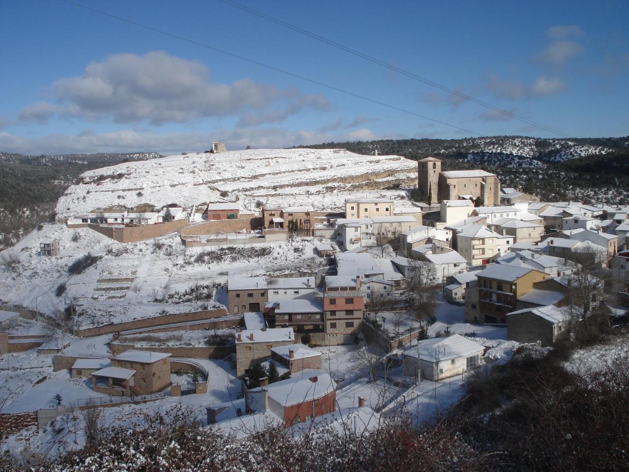 Buenache de la Sierra Fuente Del Gamellonゲストハウス エクステリア 写真